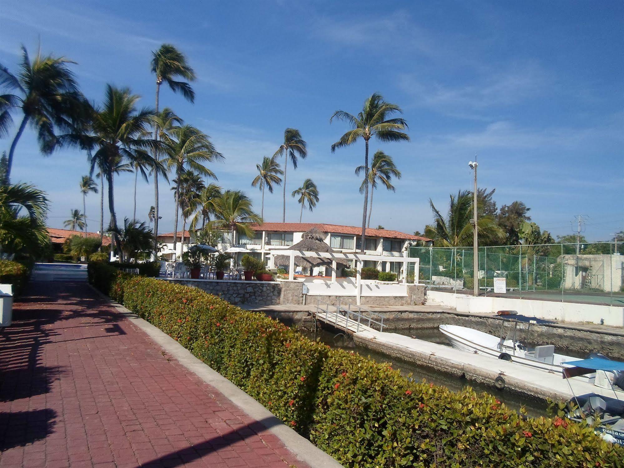 Cabo Blanco Hotel And Marina Barra de Navidad Eksteriør bilde