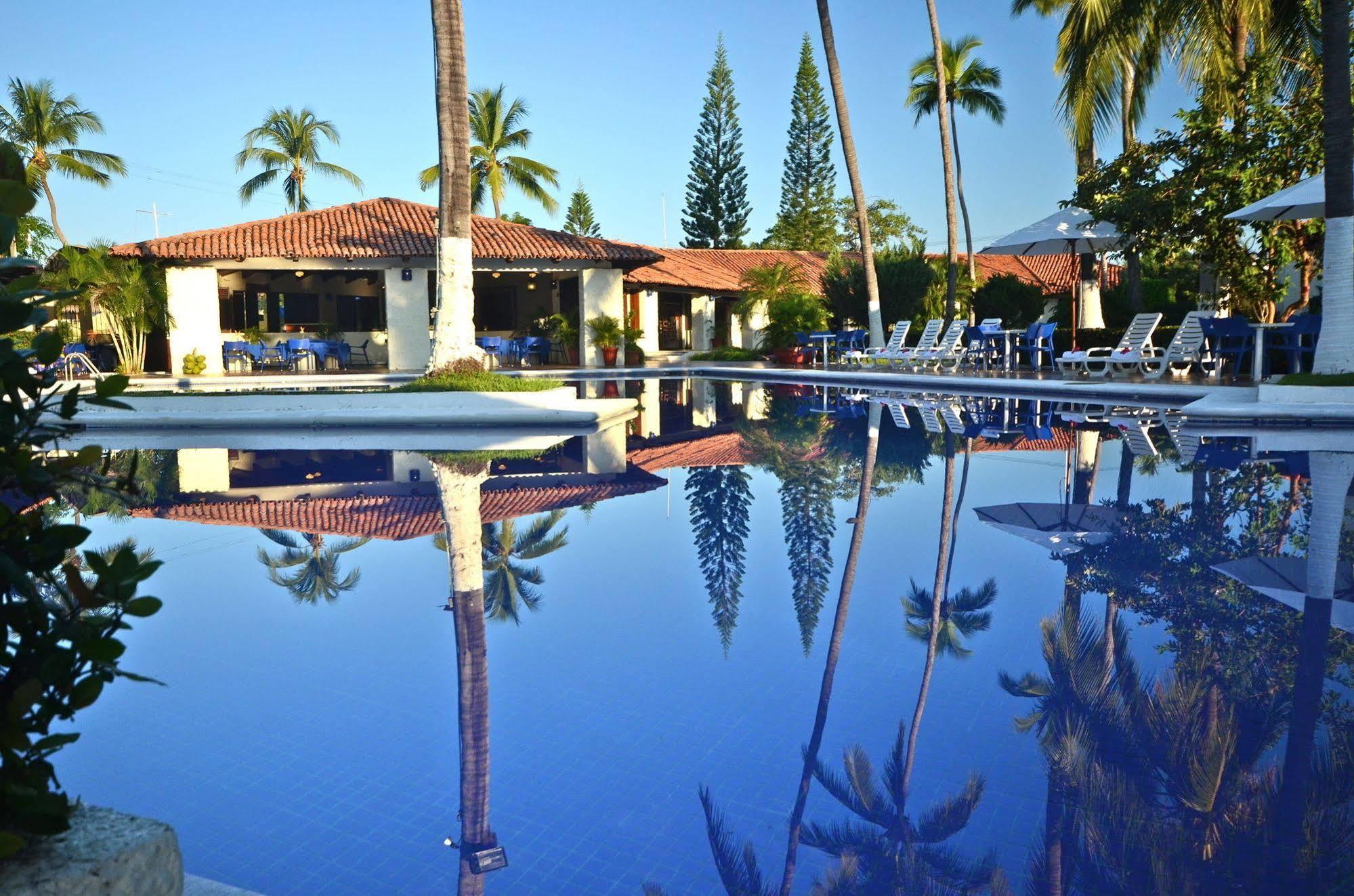 Cabo Blanco Hotel And Marina Barra de Navidad Eksteriør bilde